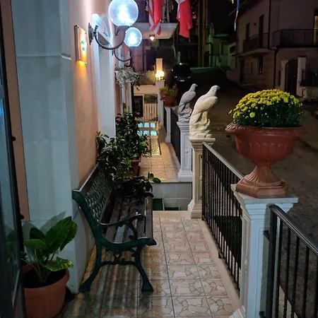 Ξενοδοχείο Carriera 3*