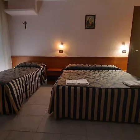 Carriera Σαν Τζιοβάνι Ροτόντο
