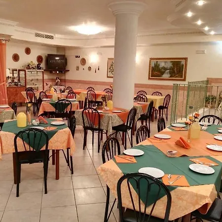 Ξενοδοχείο Carriera 3*